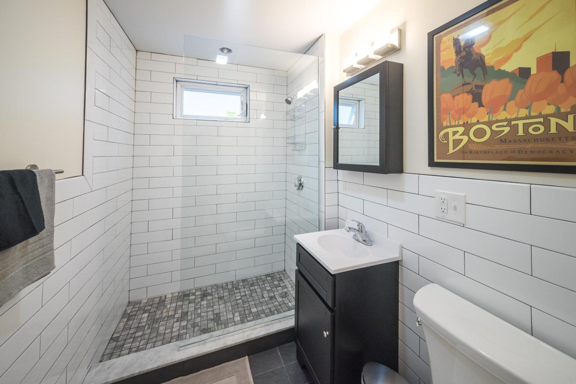 The Boston Rental - Multiple Floorplans Exterior photo